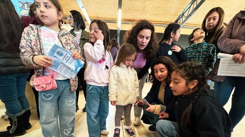 Fiesta ciudadana congregó a casi 900 personas en Puerto Montt en el cierre del Festival de las Ciencias 2025
